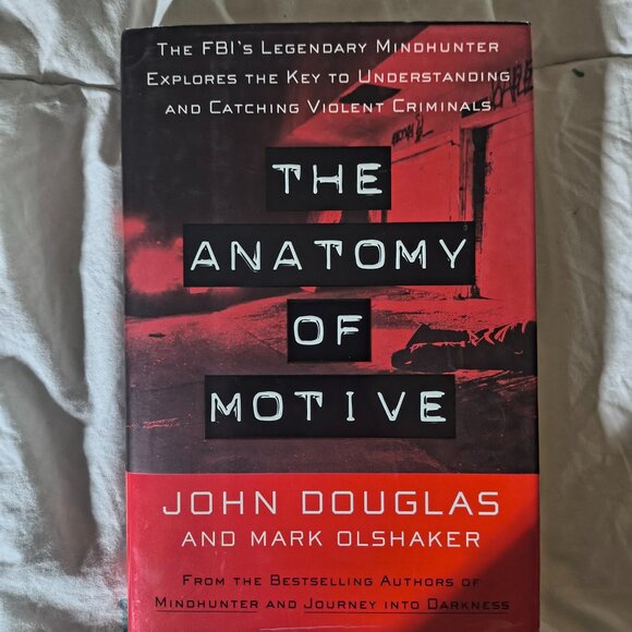 Massive Used Book Lot for Sale! Dive into Your Next Read! - Picture 14 of 16